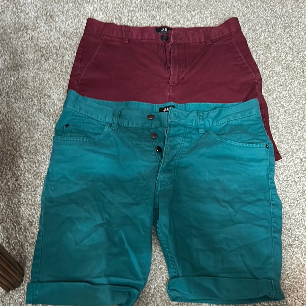 H&M Blue and Red Flat Front Shorts Casual Cotton Blend